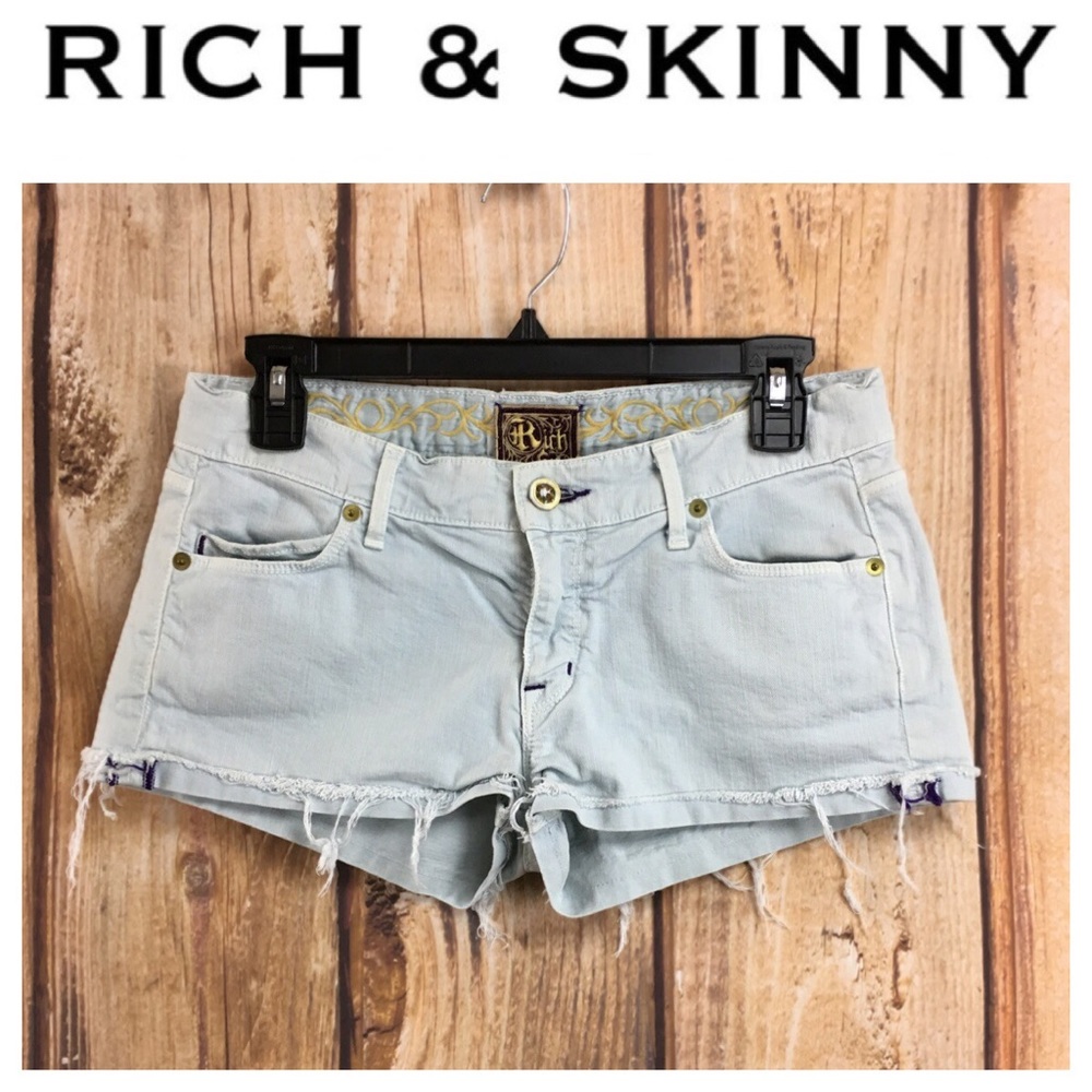 💸Rich & Skinny denim shorts in size 27